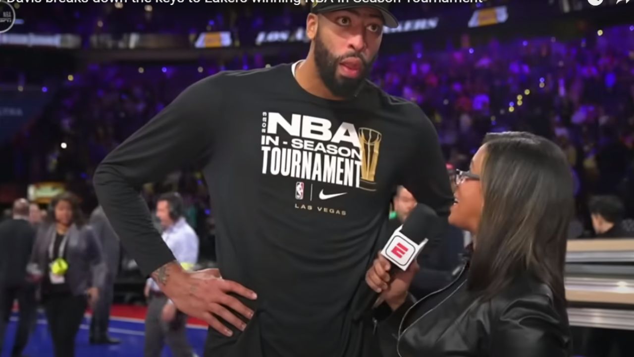 "Durable or Depleted? Anthony Davis' Struggle with Injuries Adds Uncertainty to Lakers' Season"