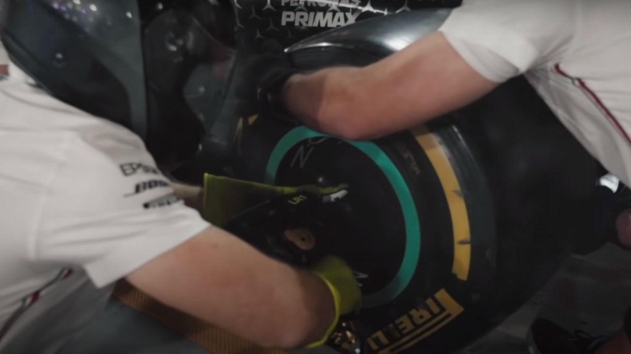 The Inner Workings of F1 Wheel Guns: Crafting Sub-Two-Second Pitstops