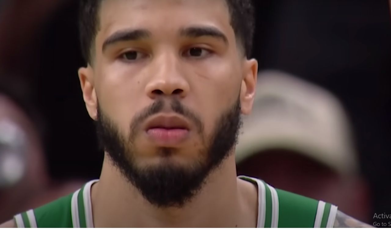"Jayson Tat"Jayson Tatum and Jaylen Brown Ignite Celtics to Dominate Pacers in Epic Defensive Showcase!"um and Jaylen Brown Ignite Celtics to Dominate Pacers in Epic Defensive Showcase!"