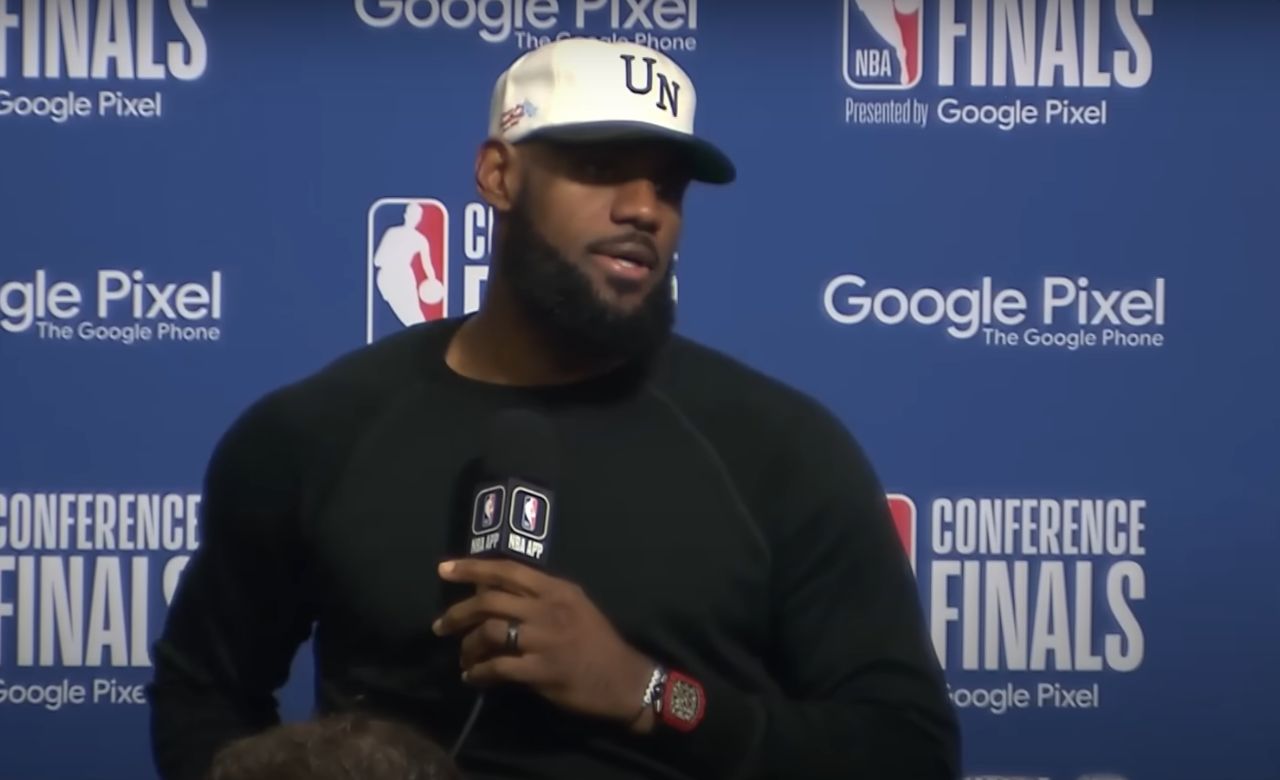 "Nike's Star Struggles: LeBron's 10 Points Not Enough to Save Lakers in 127-109 Rout!"