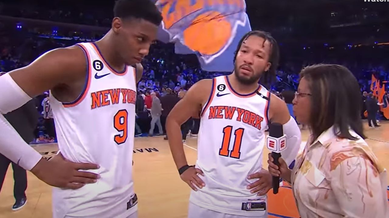 "Knicks' Jacob Toppin Robbed of Slam Dunk Glory, Teammate Brunson Calls Out Judges!"