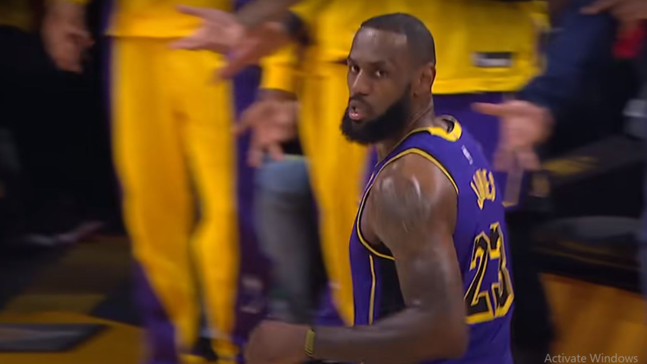 "LeBron James Trade Shock: Lakers in Serious Talks, Potential Move to Cleveland Cavaliers Discussed"
