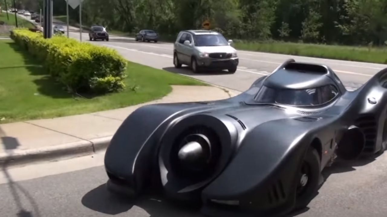 "Revolutionary Batmobile Concept Unveiled: Ready for 'Batman 2' in 2025!"